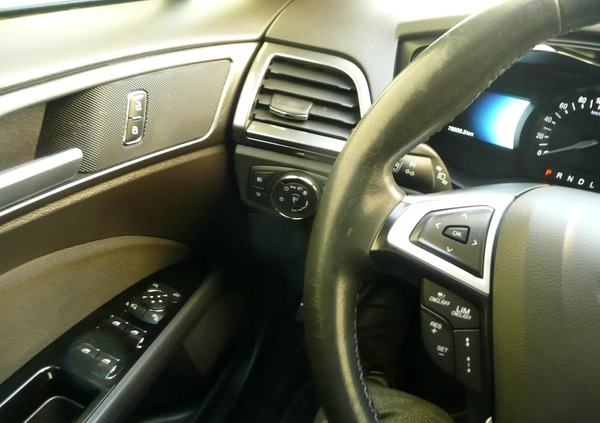 Ford Mondeo cena 77900 przebieg: 78600, rok produkcji 2019 z Koszalin małe 631